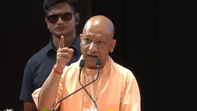 सीएम योगी आदित्यनाथ ने आंगनबाड़ी कार्यकर्ताओं के लिए खोला सरकारी खजाना, मानदेय में बंपर बढ़ोतरी का बड़ा ऐलान