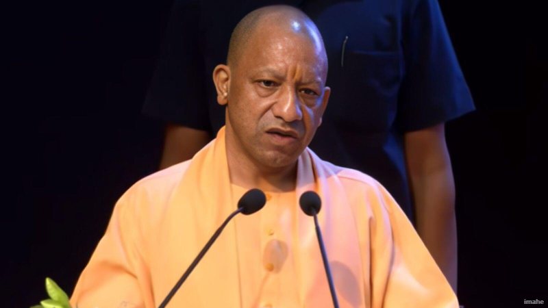 पुलिस सम्मान समारोह में सीएम योगी आदित्यनाथ का कड़ा और दो टूक बयान