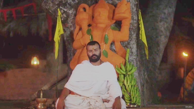 नीम करोली बाबा का चमत्कार! रिलीज के 64वें दिन फिर उछली फिल्म की कमाई